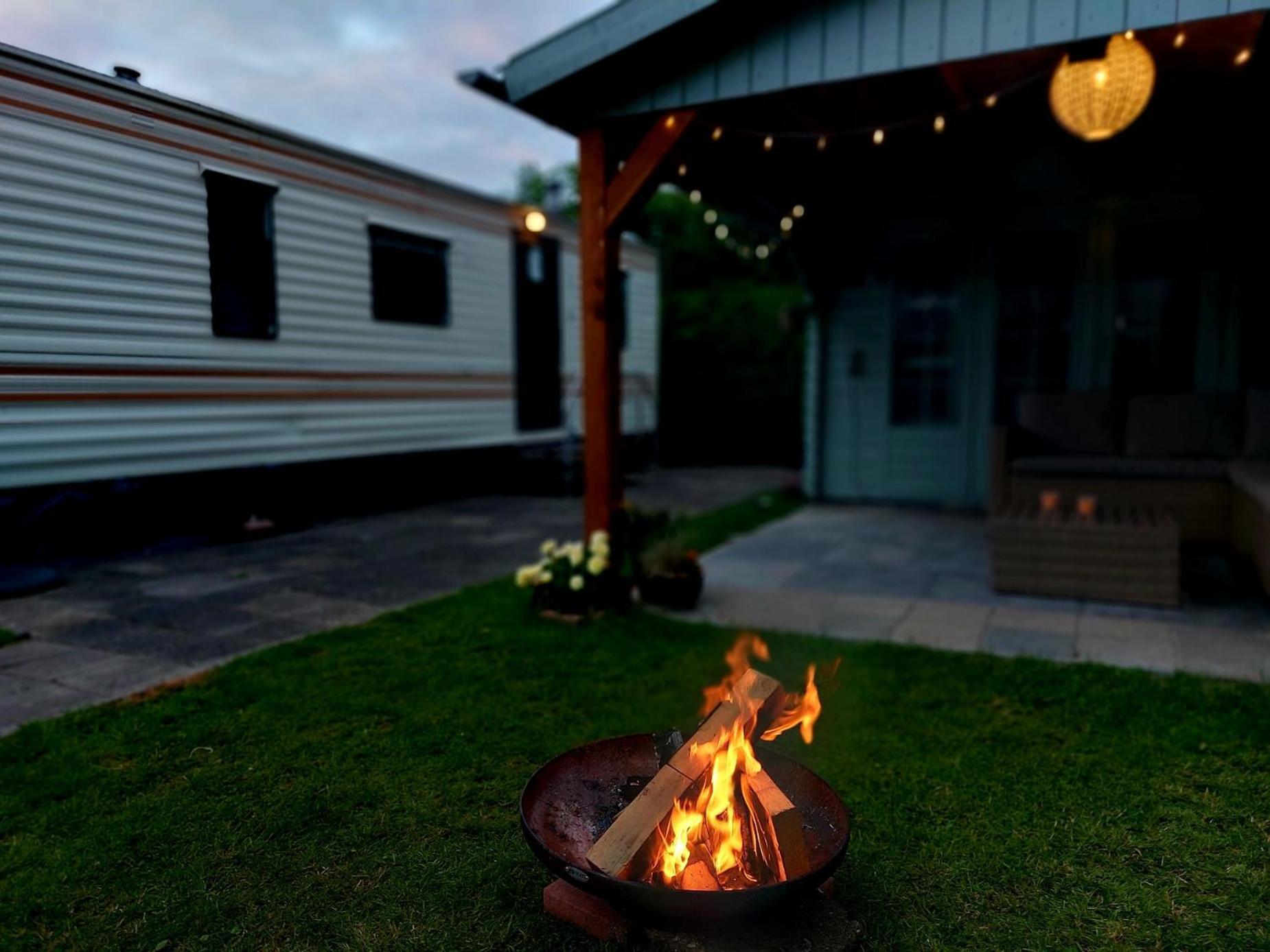 Familychalet De Schaapskooi, 6-Persons, Big Private Garden, Dogs Aloud Westergeest Esterno foto